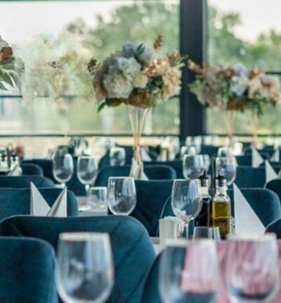 Сватба край морето във Варна – Restaurant Surf and Turf в Аспарухово